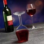 Obrátený pohár na víno, 350 ml